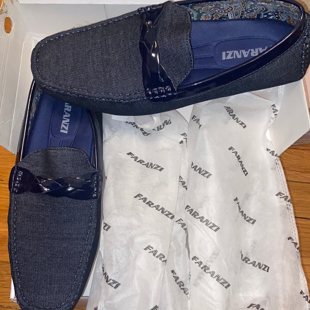 Casual shoes